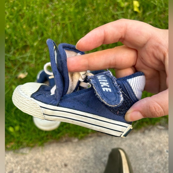 Nike Vintage 1980’s canvas baby high tops. Size 3c - Picture 3 of 11